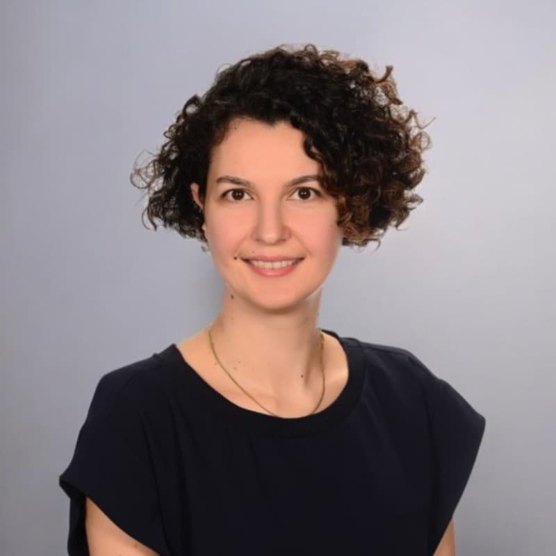 Nilay Kömür