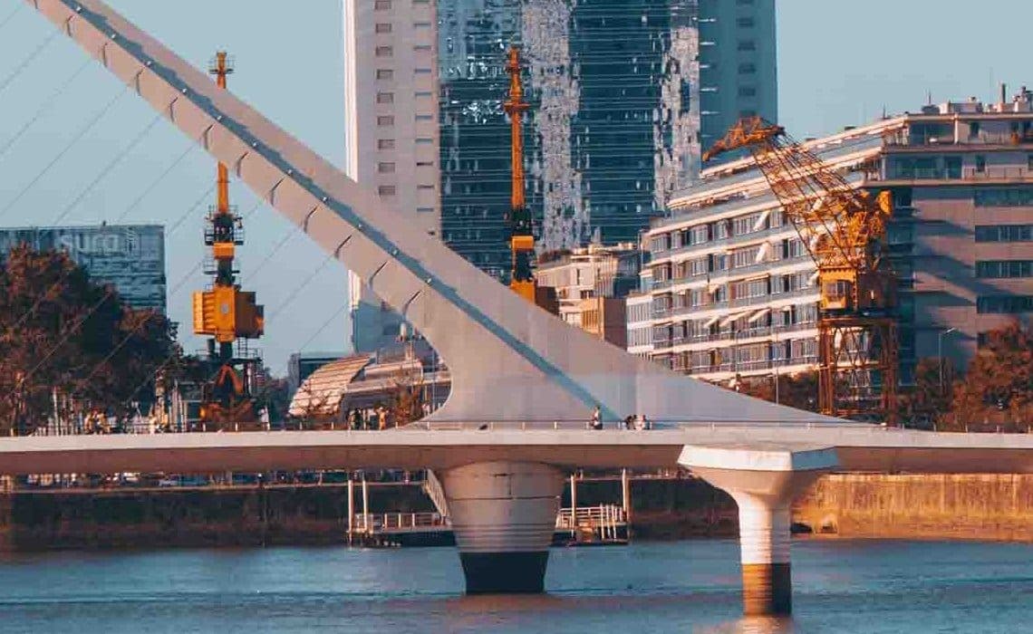 Buenos Aires'de Müzik Odaklı Sosyal Medya Yönetimi